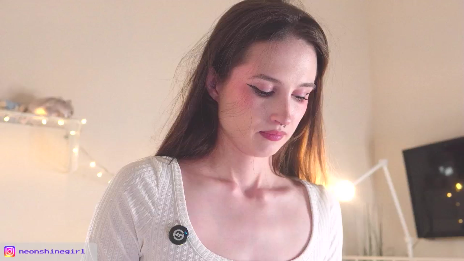 Gallery image thumbnail from NeonShine's myfreecams stream on, 03/29/2026, 09:45 image 8 of 20