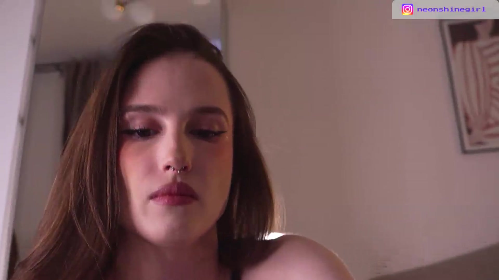Gallery image thumbnail from NeonShine's myfreecams stream on, 06/16/2026, 08:26 image 18 of 20