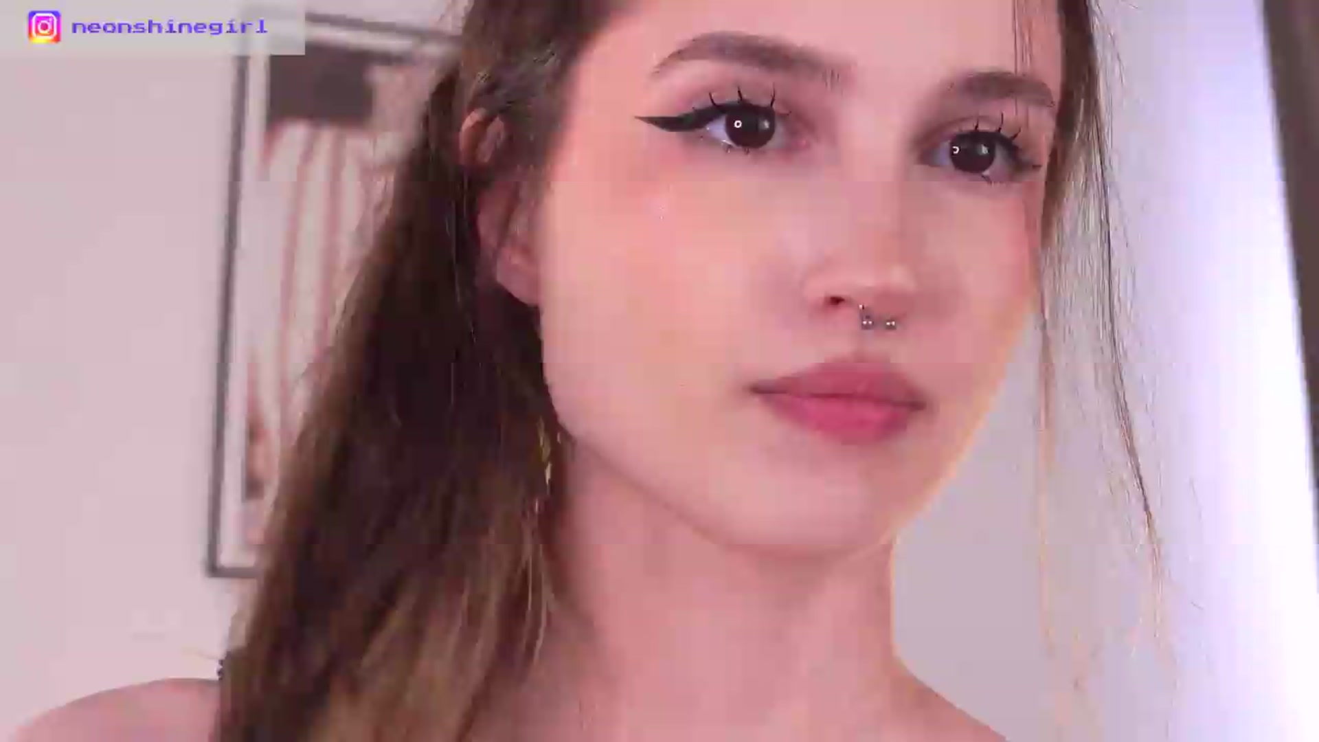 Gallery image thumbnail from NeonShine's myfreecams stream on, 06/25/2026, 13:05 image 3 of 20