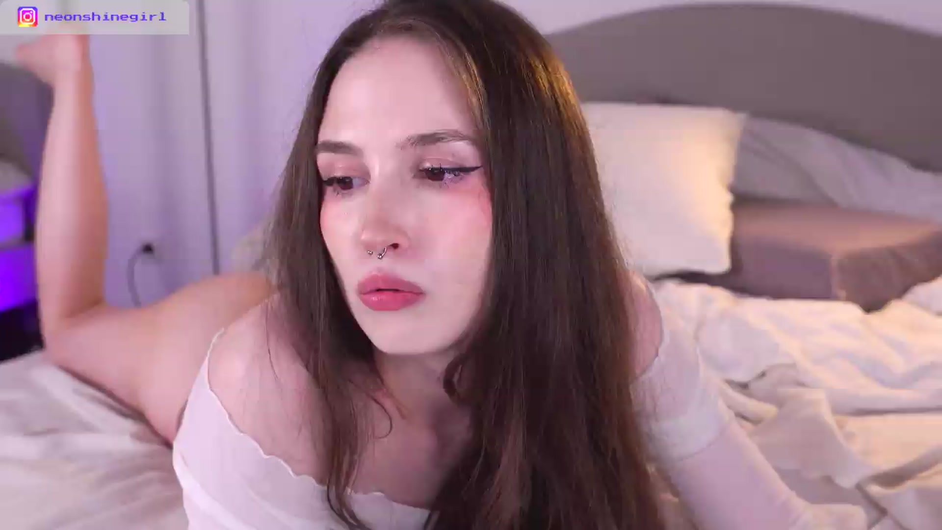 Gallery image thumbnail from NeonShine's myfreecams stream on, 07/02/2026, 16:00 image 13 of 20