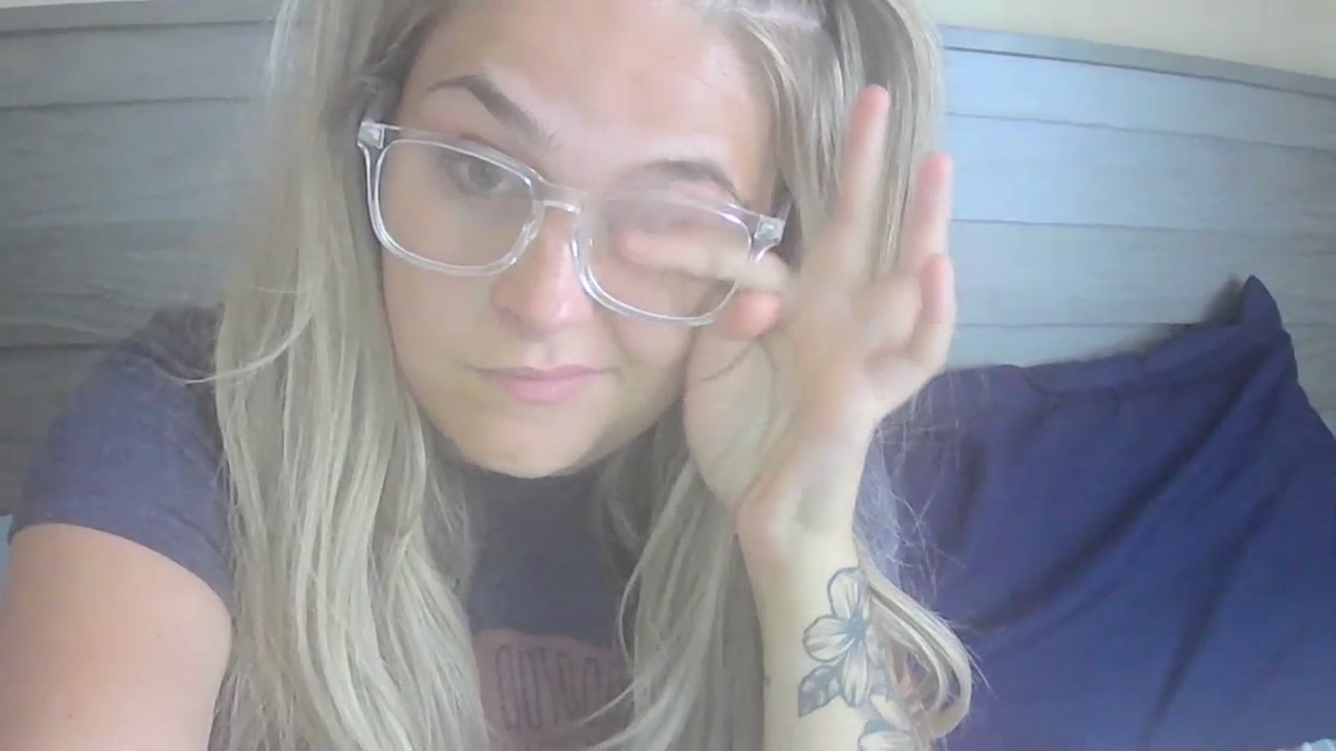 Gallery image thumbnail from Neonmoon19's myfreecams stream on, 07/20/2023, 16:53 image 15 of 20