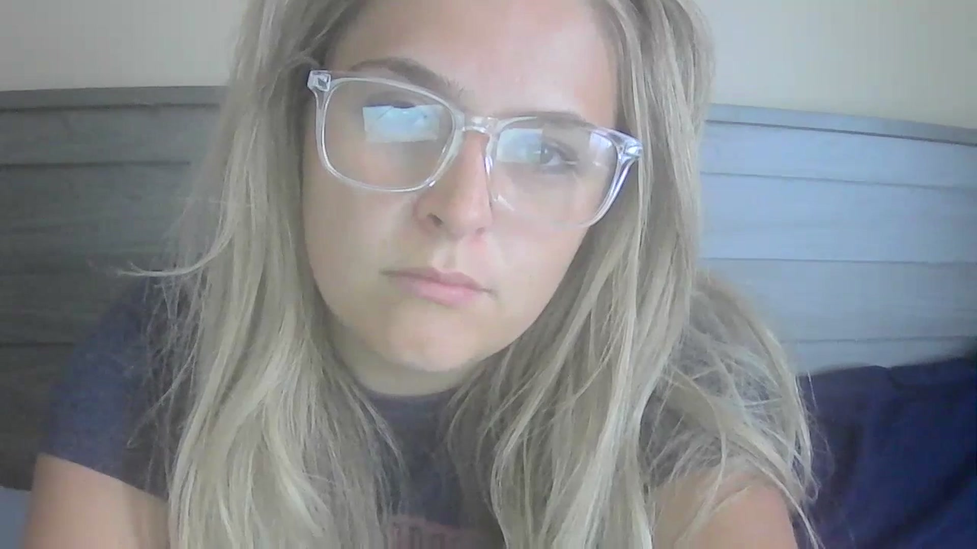 Gallery image thumbnail from Neonmoon19's myfreecams stream on, 07/20/2023, 16:53 image 13 of 20