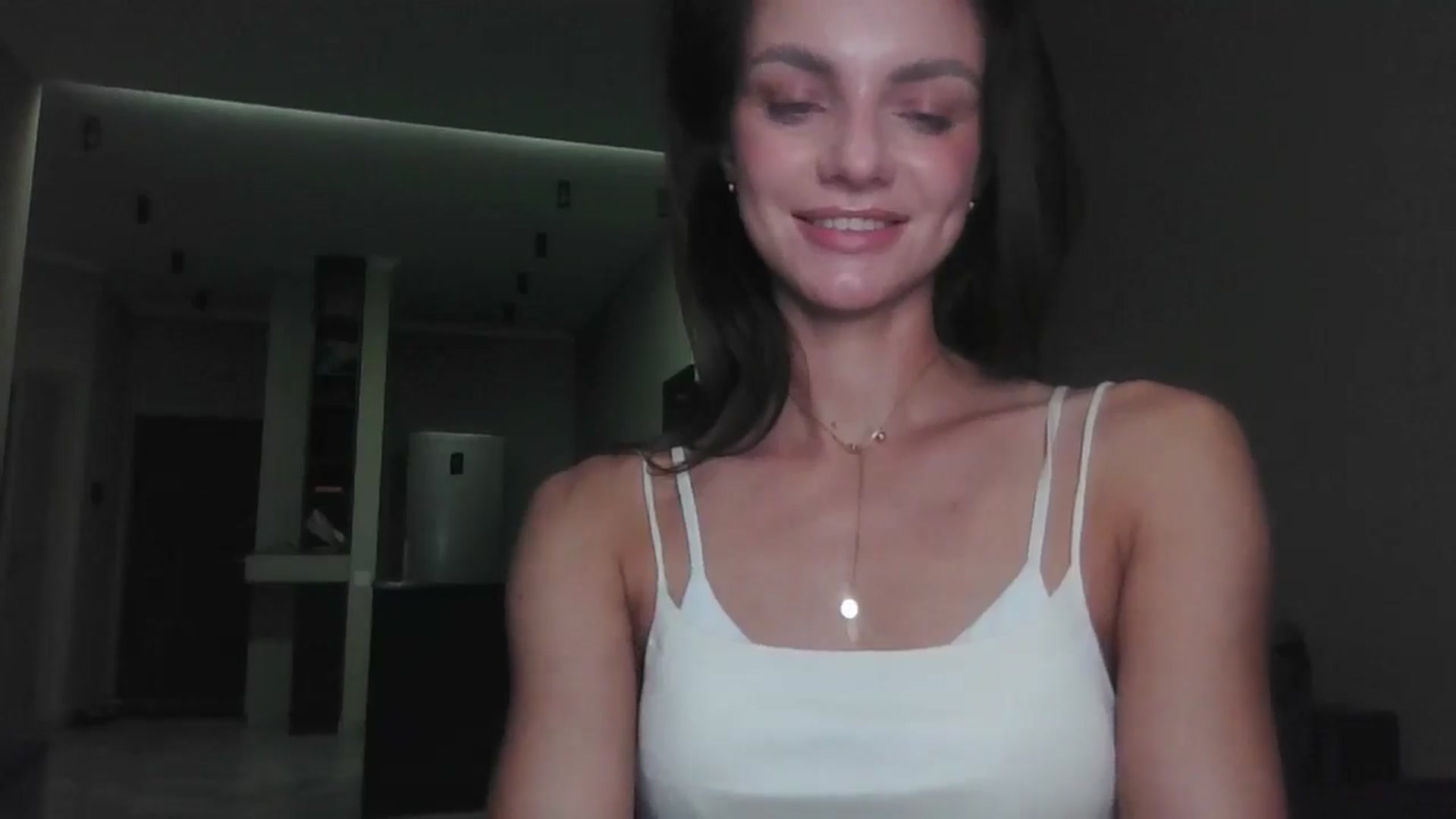 Gallery image thumbnail from Nerdi's myfreecams stream on, 07/07/2025, 24:09 image 18 of 20
