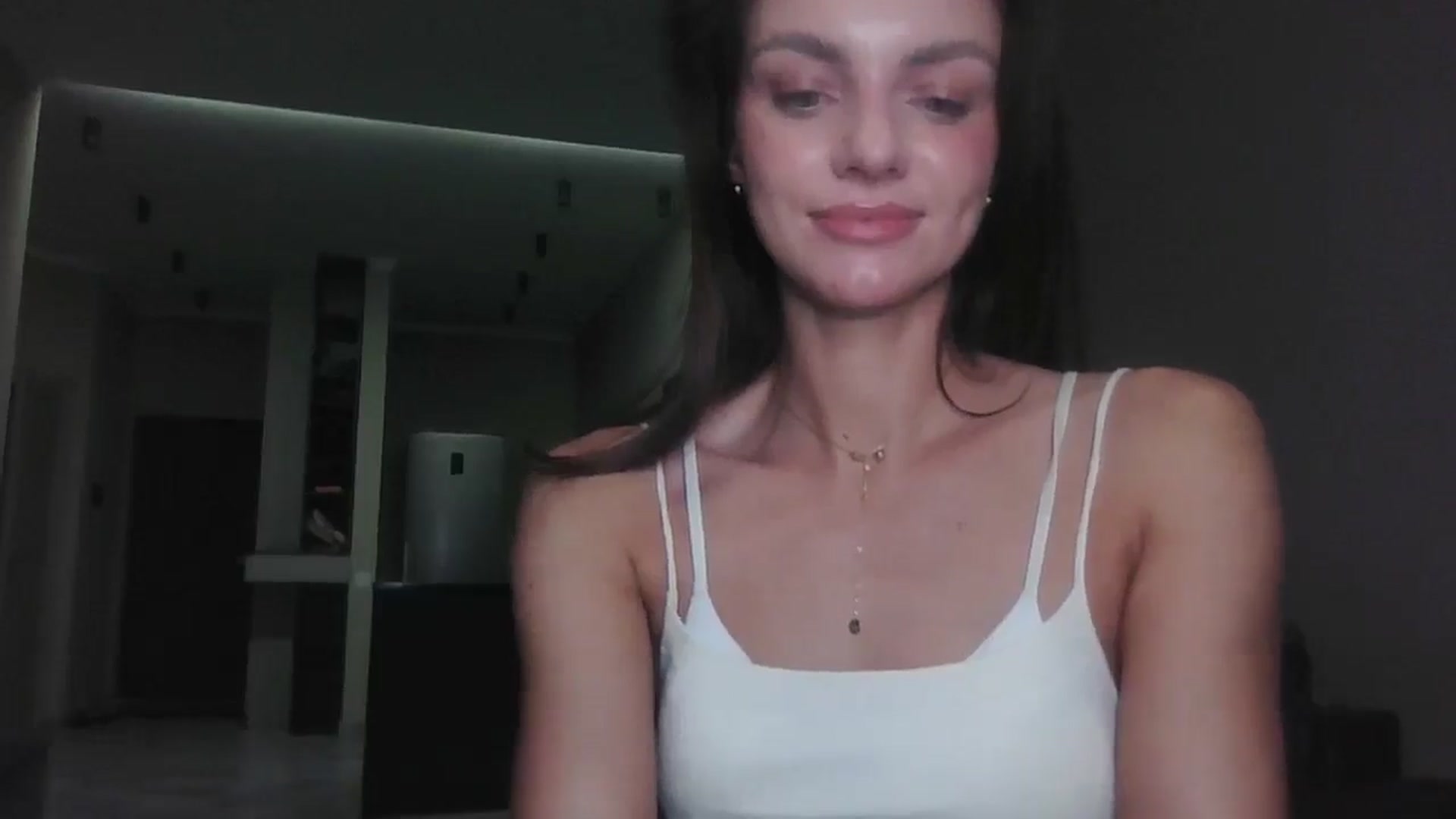 Gallery image thumbnail from Nerdi's myfreecams stream on, 07/07/2025, 24:09 image 16 of 20