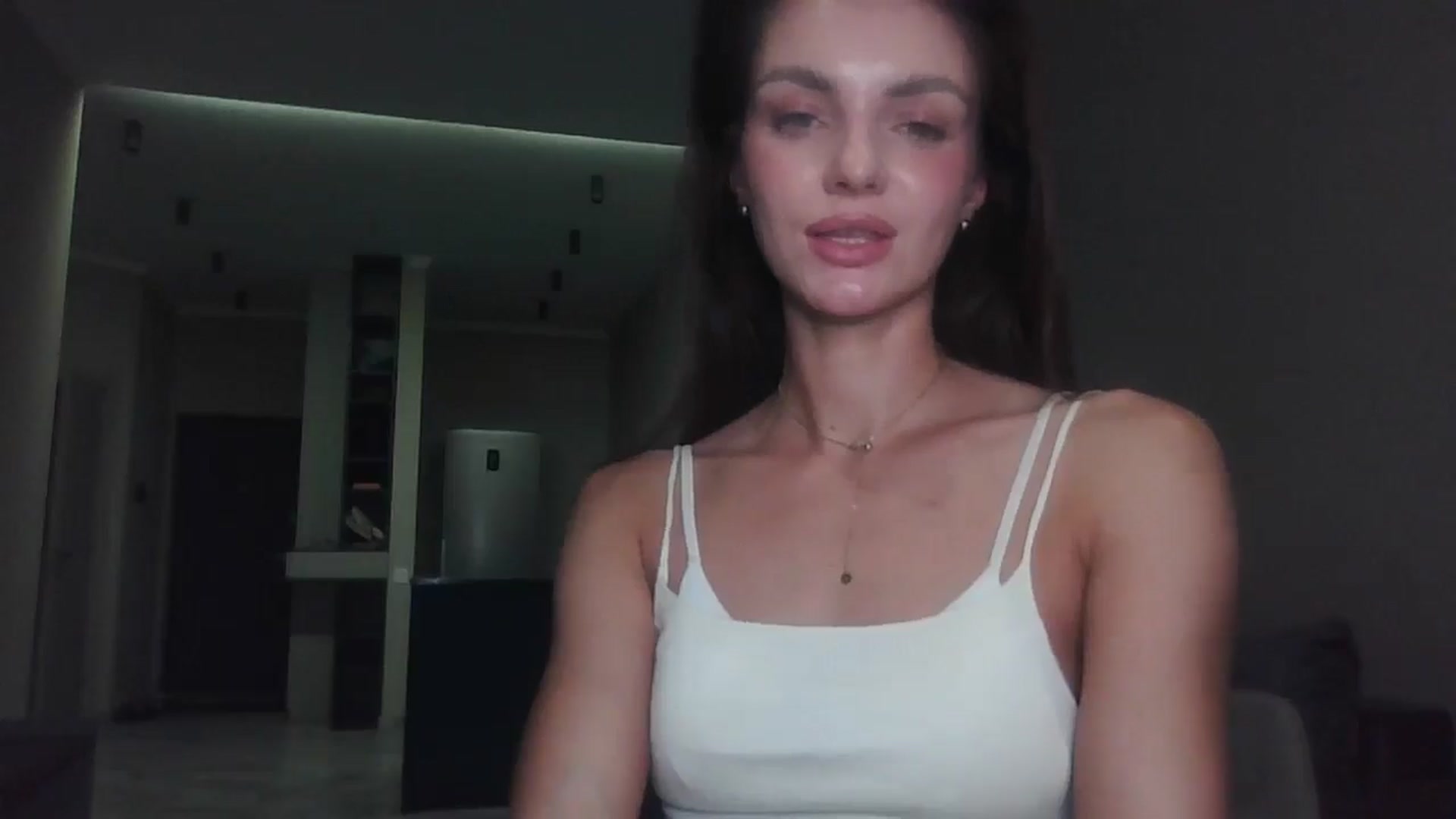 Gallery image thumbnail from Nerdi's myfreecams stream on, 07/07/2025, 01:19 image 13 of 20