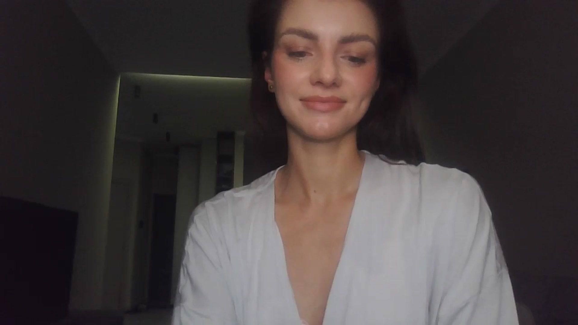 Gallery image thumbnail from Nerdi's myfreecams stream on, 07/08/2025, 23:36 image 13 of 20