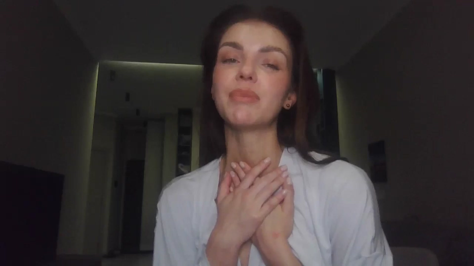 Gallery image thumbnail from Nerdi's myfreecams stream on, 07/08/2025, 23:36 image 14 of 20