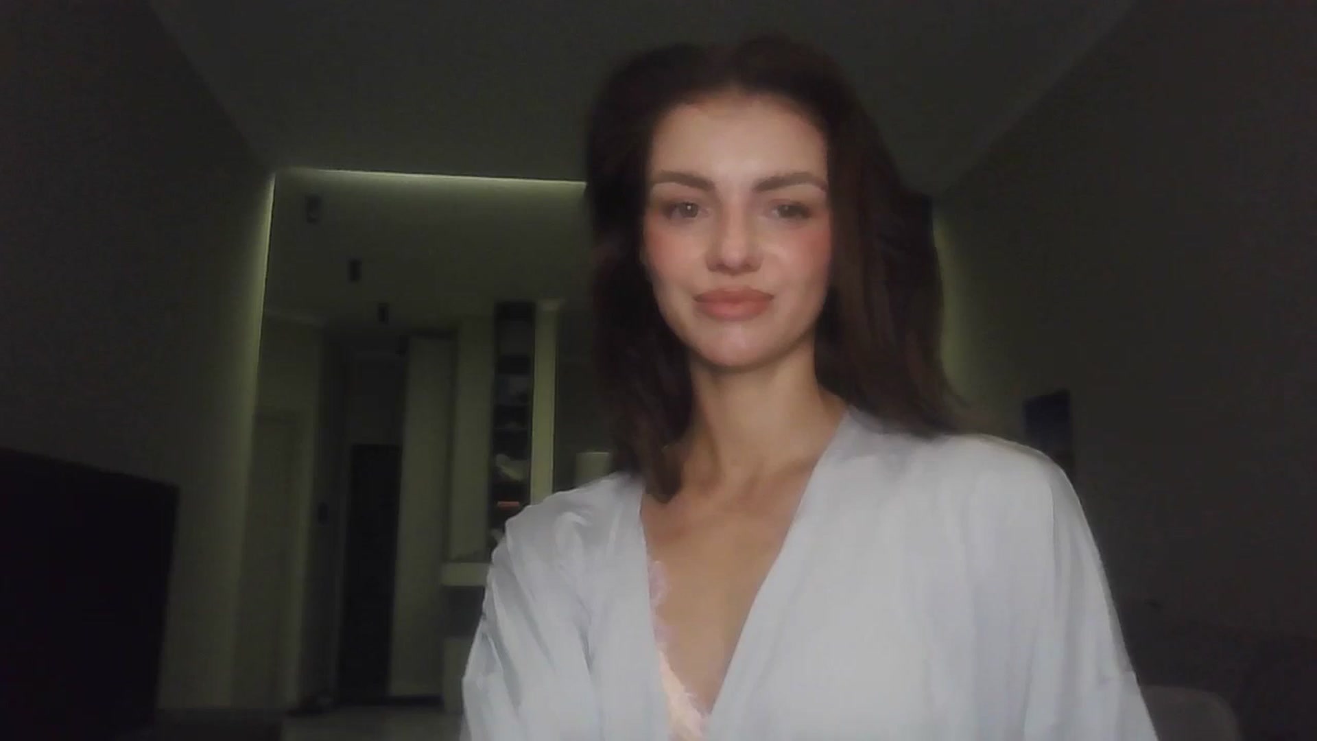 Gallery image thumbnail from Nerdi's myfreecams stream on, 07/08/2025, 23:56 image 7 of 20
