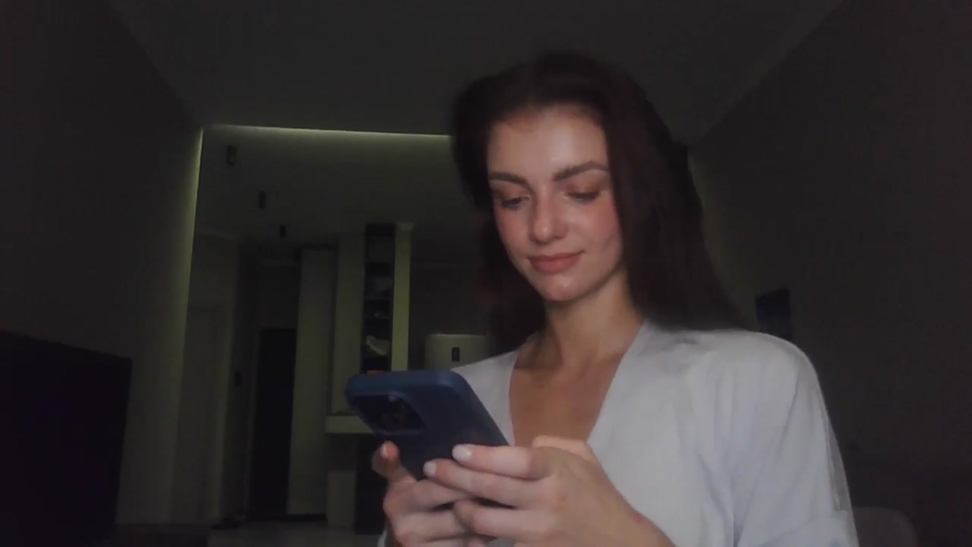 Gallery image thumbnail from Nerdi's myfreecams stream on, 07/08/2025, 23:56 image 19 of 20