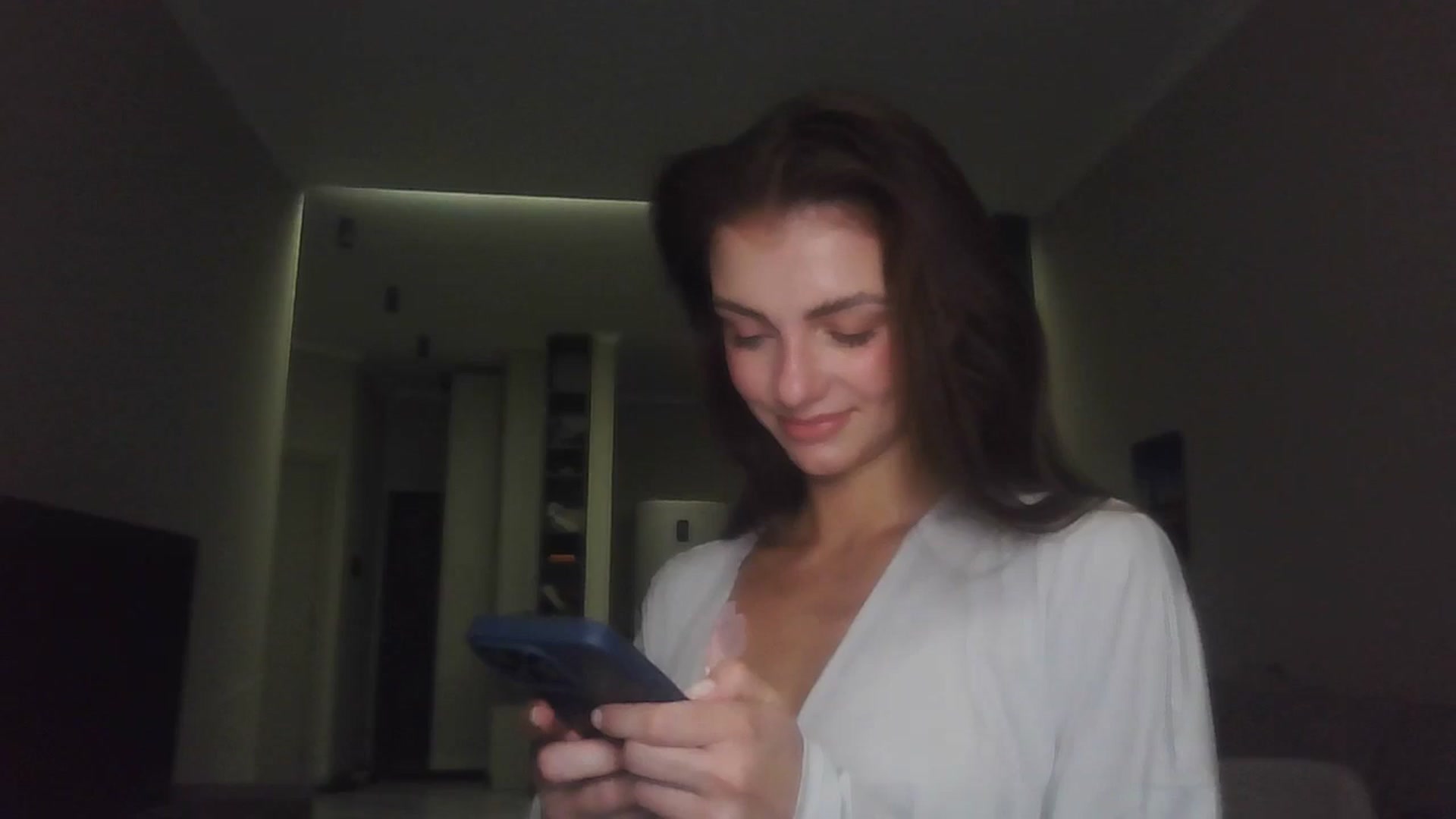 Gallery image thumbnail from Nerdi's myfreecams stream on, 07/08/2025, 23:56 image 8 of 20