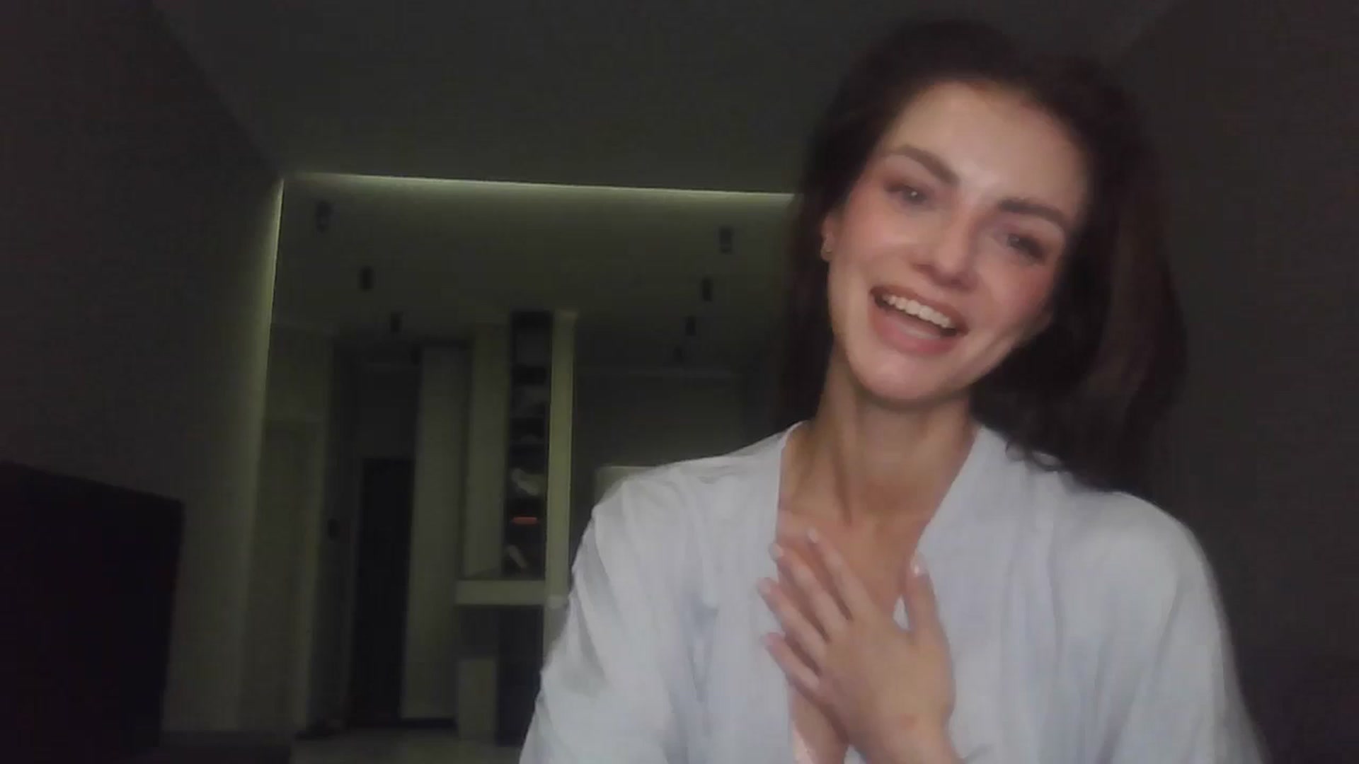 Gallery image thumbnail from Nerdi's myfreecams stream on, 07/08/2025, 23:56 image 6 of 20