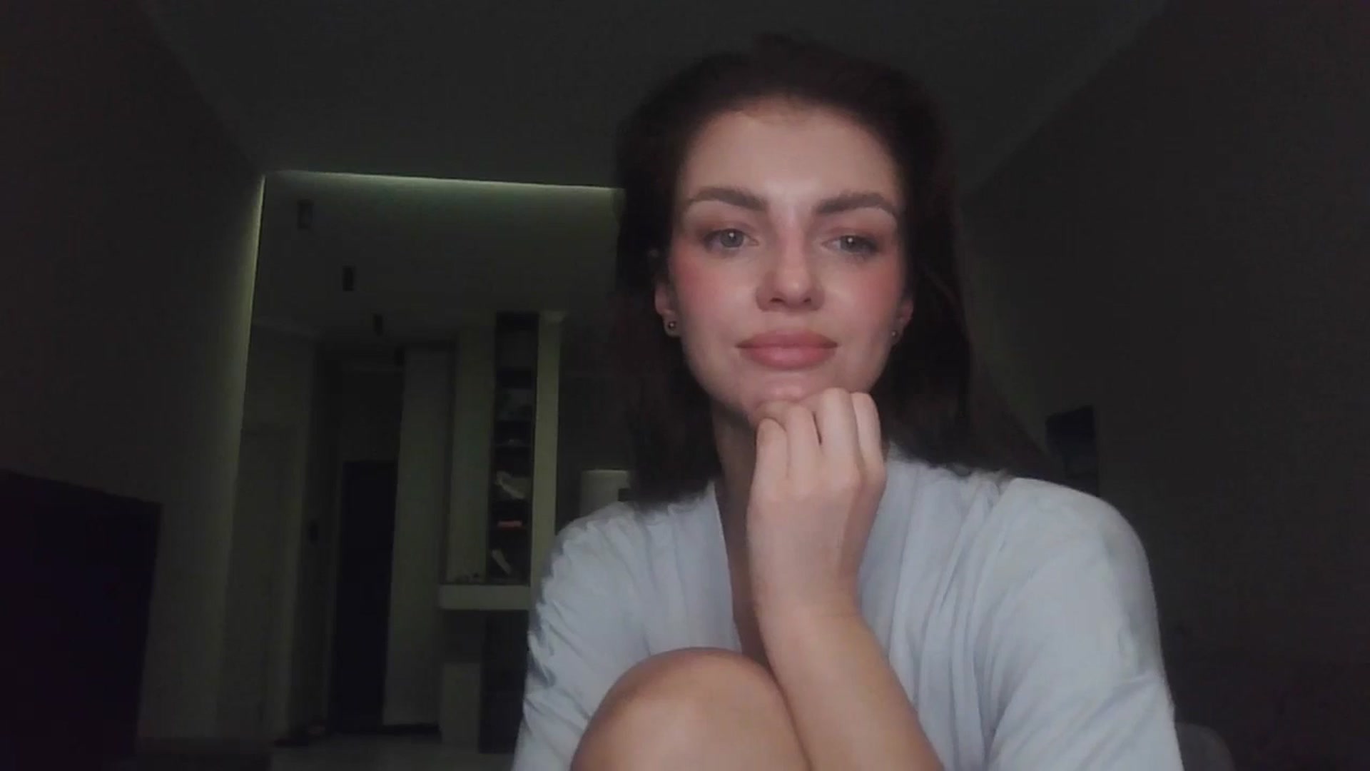 Gallery image thumbnail from Nerdi's myfreecams stream on, 07/09/2025, 01:42 image 5 of 20