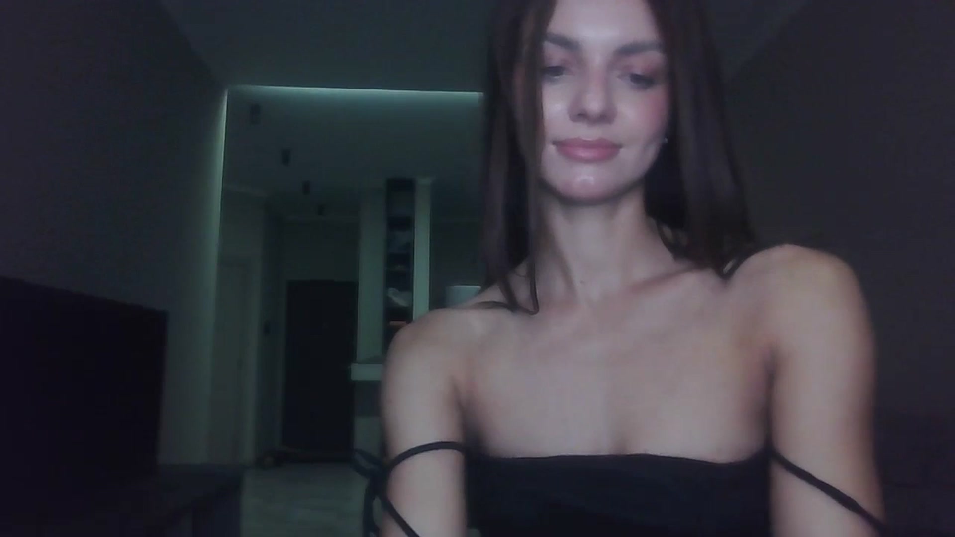 Gallery image thumbnail from Nerdi's myfreecams stream on, 07/11/2025, 24:01 image 6 of 20