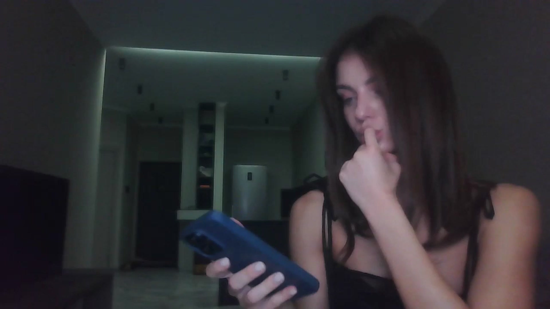 Gallery image thumbnail from Nerdi's myfreecams stream on, 07/11/2025, 01:04 image 3 of 20