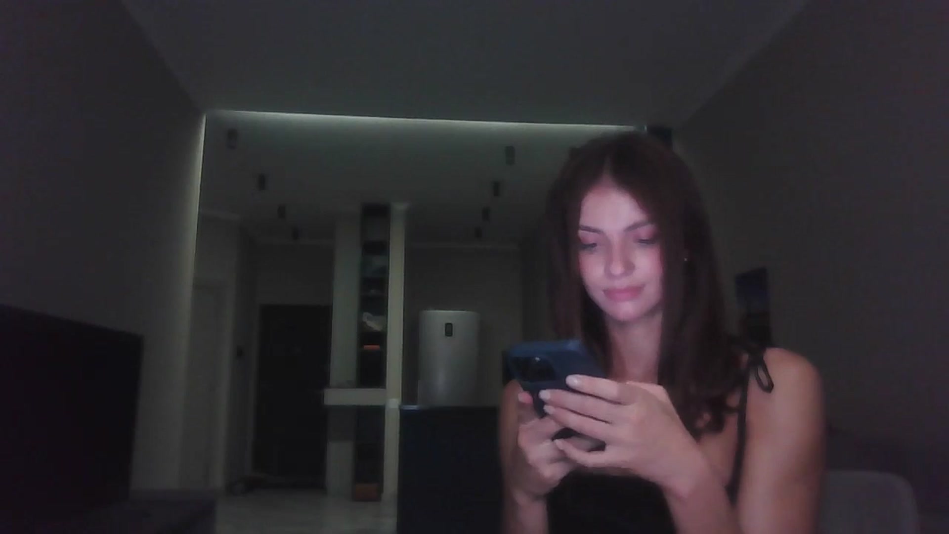 Gallery image thumbnail from Nerdi's myfreecams stream on, 07/11/2025, 01:55 image 16 of 20