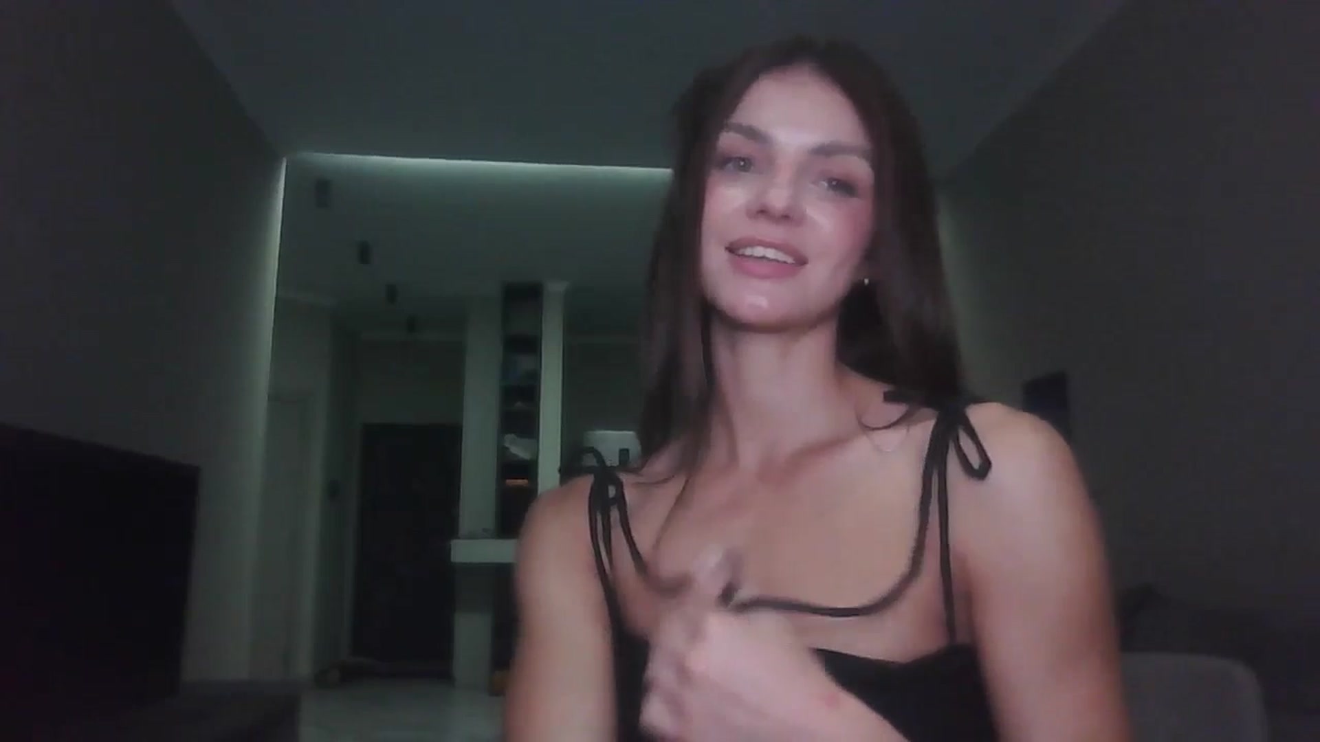 Gallery image thumbnail from Nerdi's myfreecams stream on, 07/11/2025, 01:55 image 5 of 20