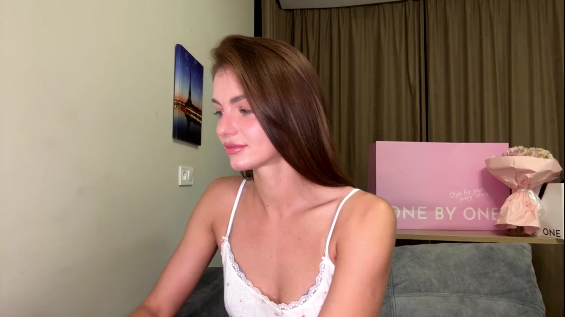 Gallery image thumbnail from Nerdi's myfreecams stream on, 08/08/2025, 20:29 image 10 of 20