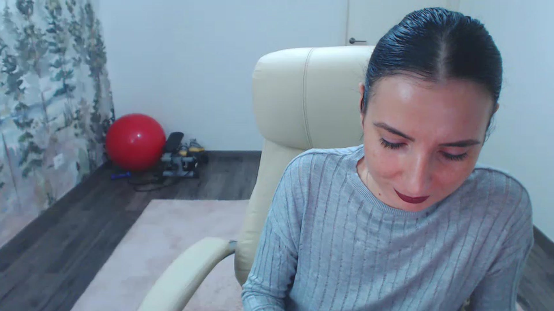 Gallery image thumbnail from NerdyDexter's myfreecams stream on, 12/03/2022, 15:03 image 15 of 20