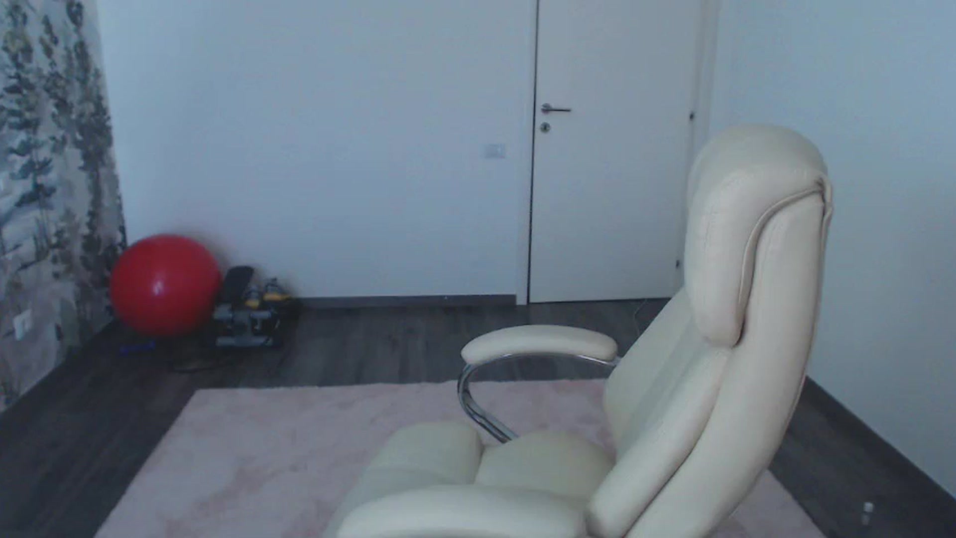 Gallery image thumbnail from NerdyDexter's myfreecams stream on, 12/08/2022, 11:19 image 16 of 20