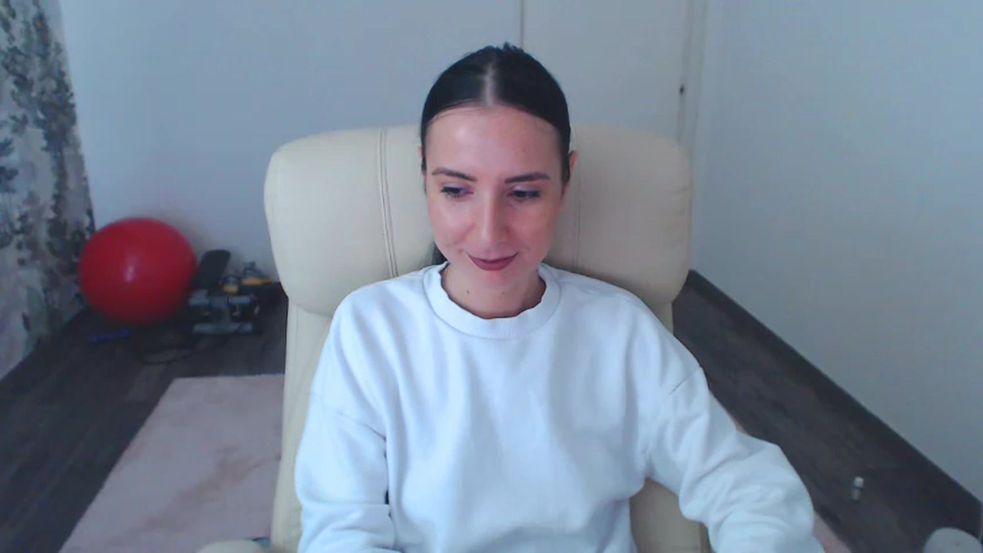 Gallery image thumbnail from NerdyDexter's myfreecams stream on, 12/08/2022, 11:19 image 7 of 20