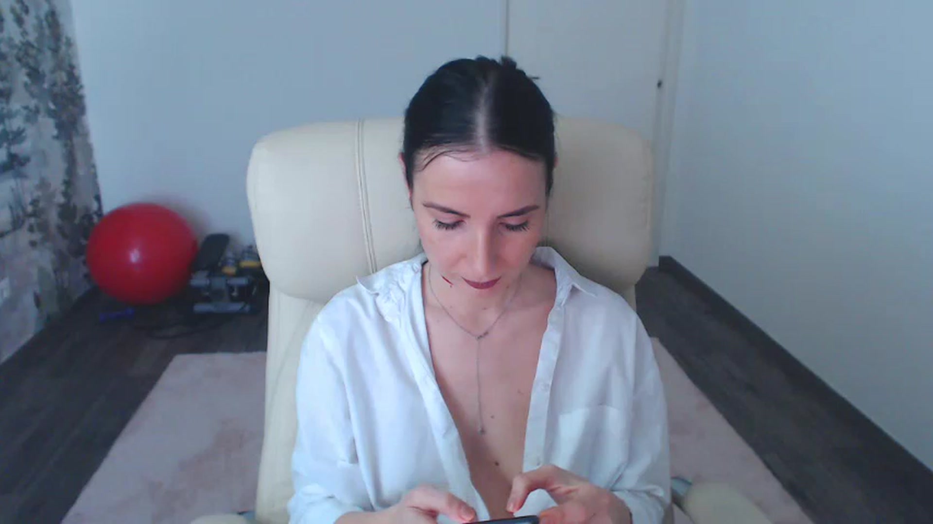 Gallery image thumbnail from NerdyDexter's myfreecams stream on, 12/09/2022, 11:16 image 16 of 20
