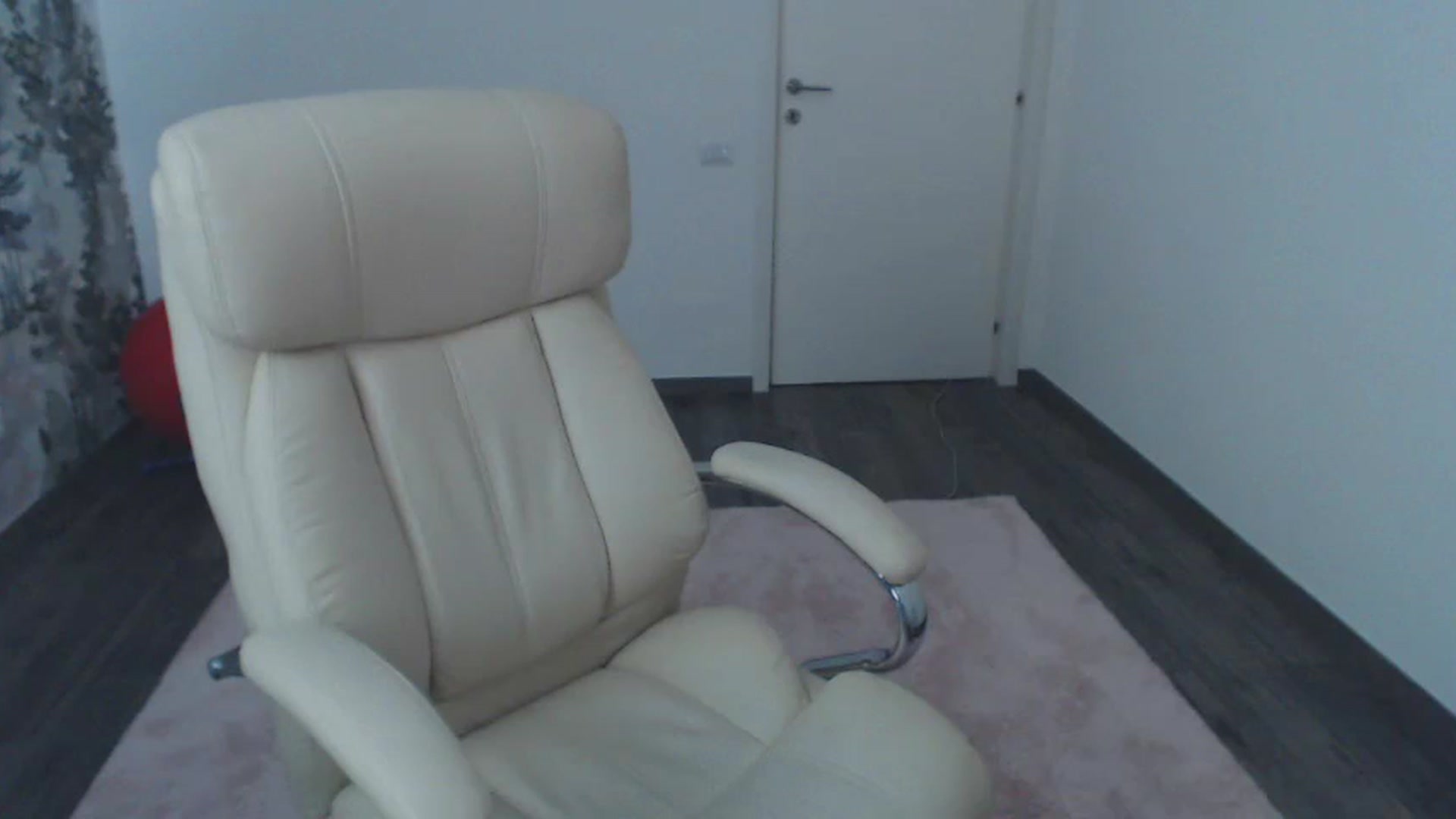 Gallery image thumbnail from NerdyDexter's myfreecams stream on, 12/10/2022, 13:54 image 12 of 20