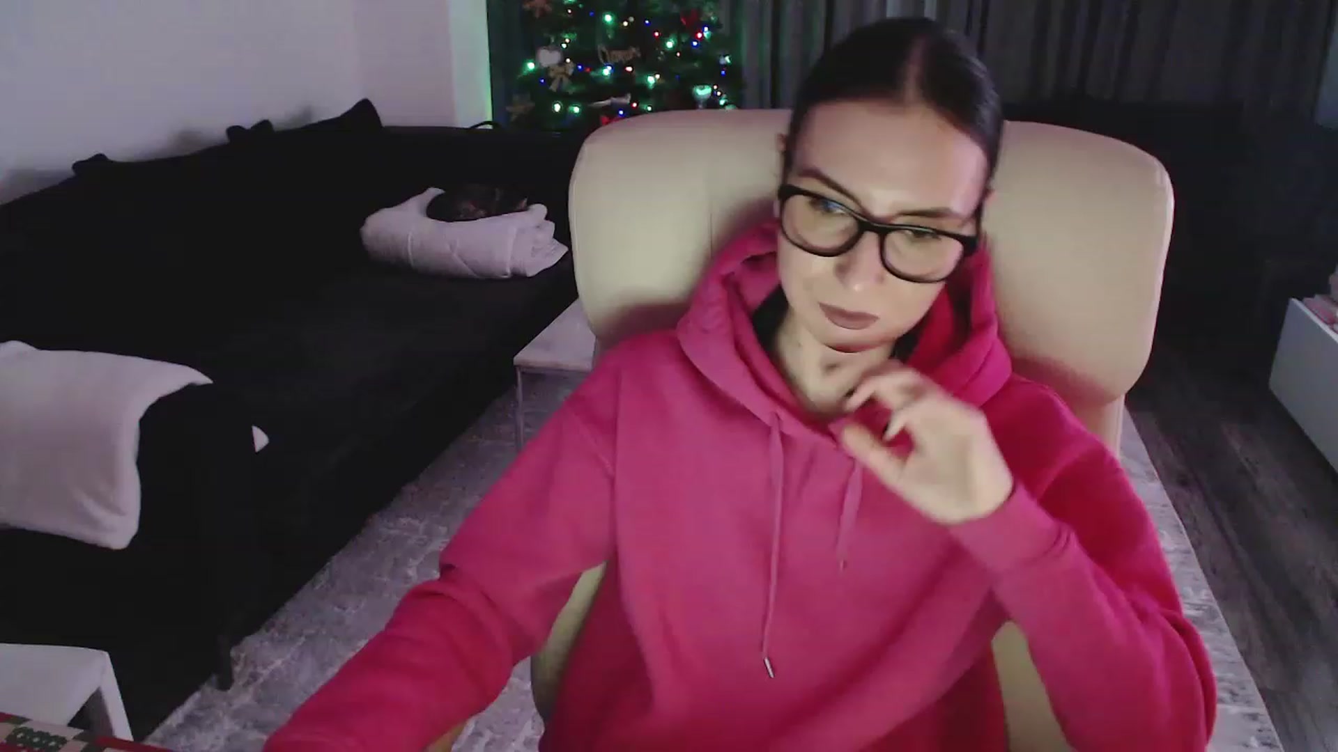 Gallery image thumbnail from NerdyDexter's myfreecams stream on, 12/16/2022, 19:17 image 16 of 20