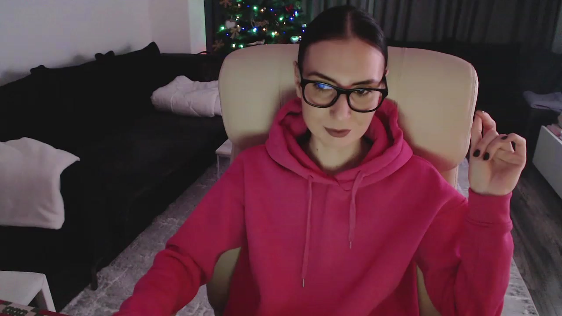 Gallery image thumbnail from NerdyDexter's myfreecams stream on, 12/16/2022, 19:17 image 3 of 20