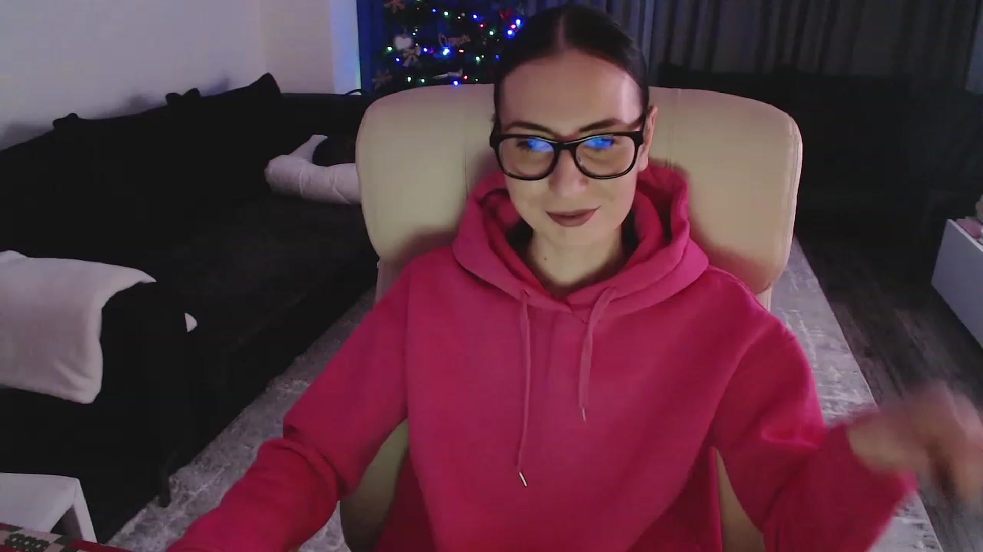 Gallery image thumbnail from NerdyDexter's myfreecams stream on, 12/16/2022, 19:17 image 5 of 20