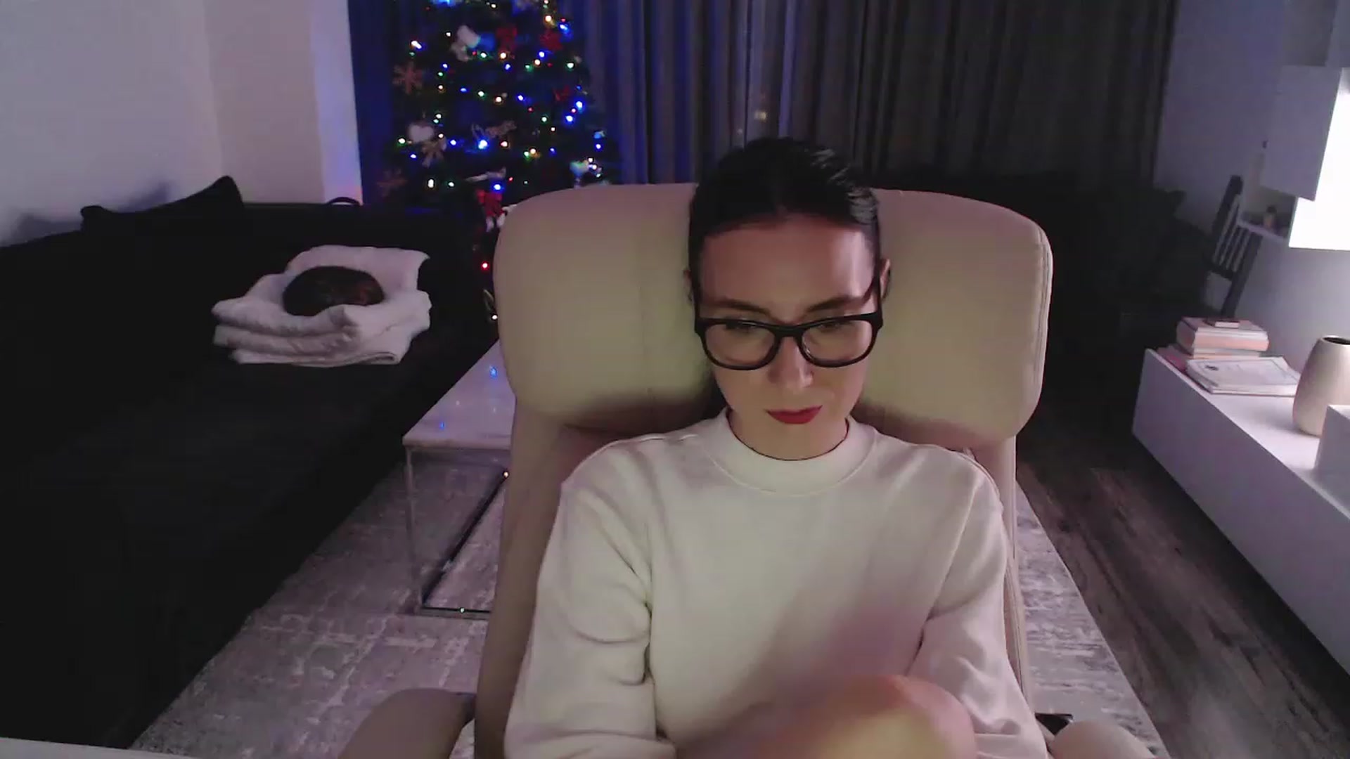 Gallery image thumbnail from NerdyDexter's myfreecams stream on, 12/20/2022, 20:15 image 8 of 20