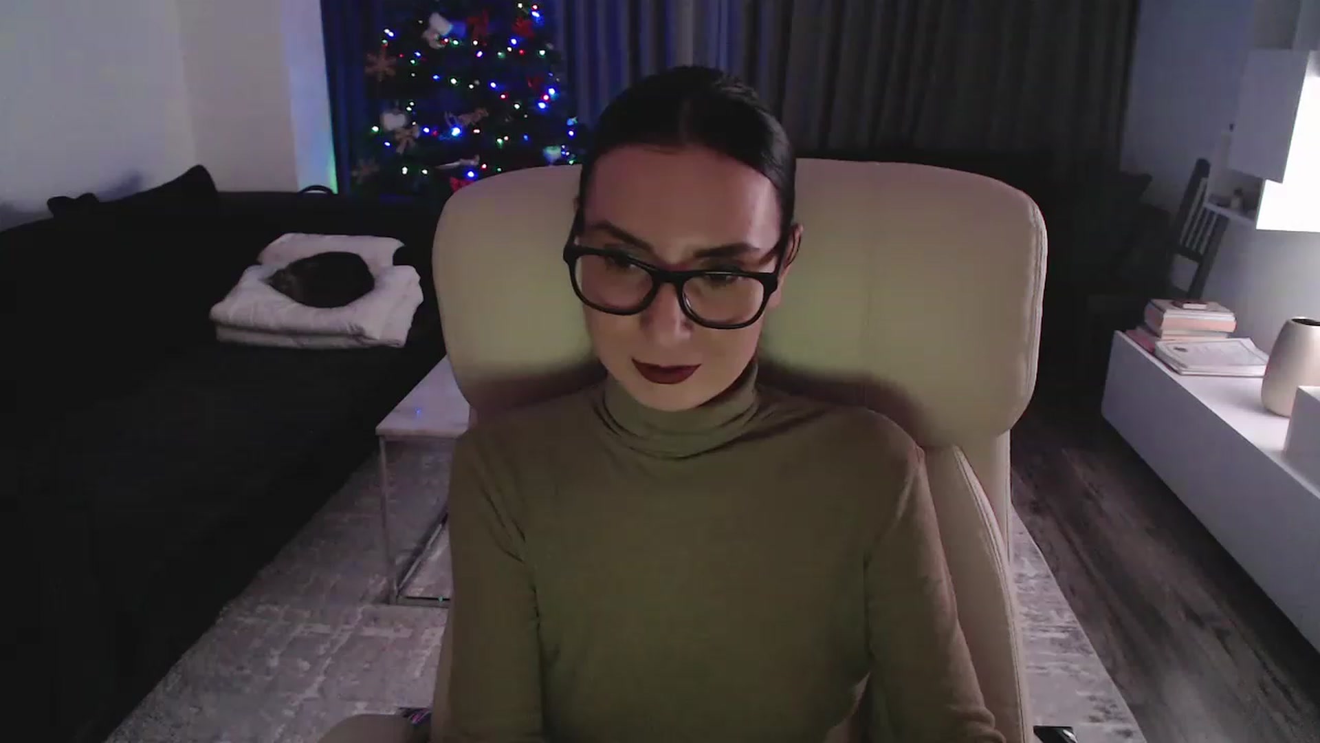 Gallery image thumbnail from NerdyDexter's myfreecams stream on, 12/21/2022, 19:37 image 7 of 20