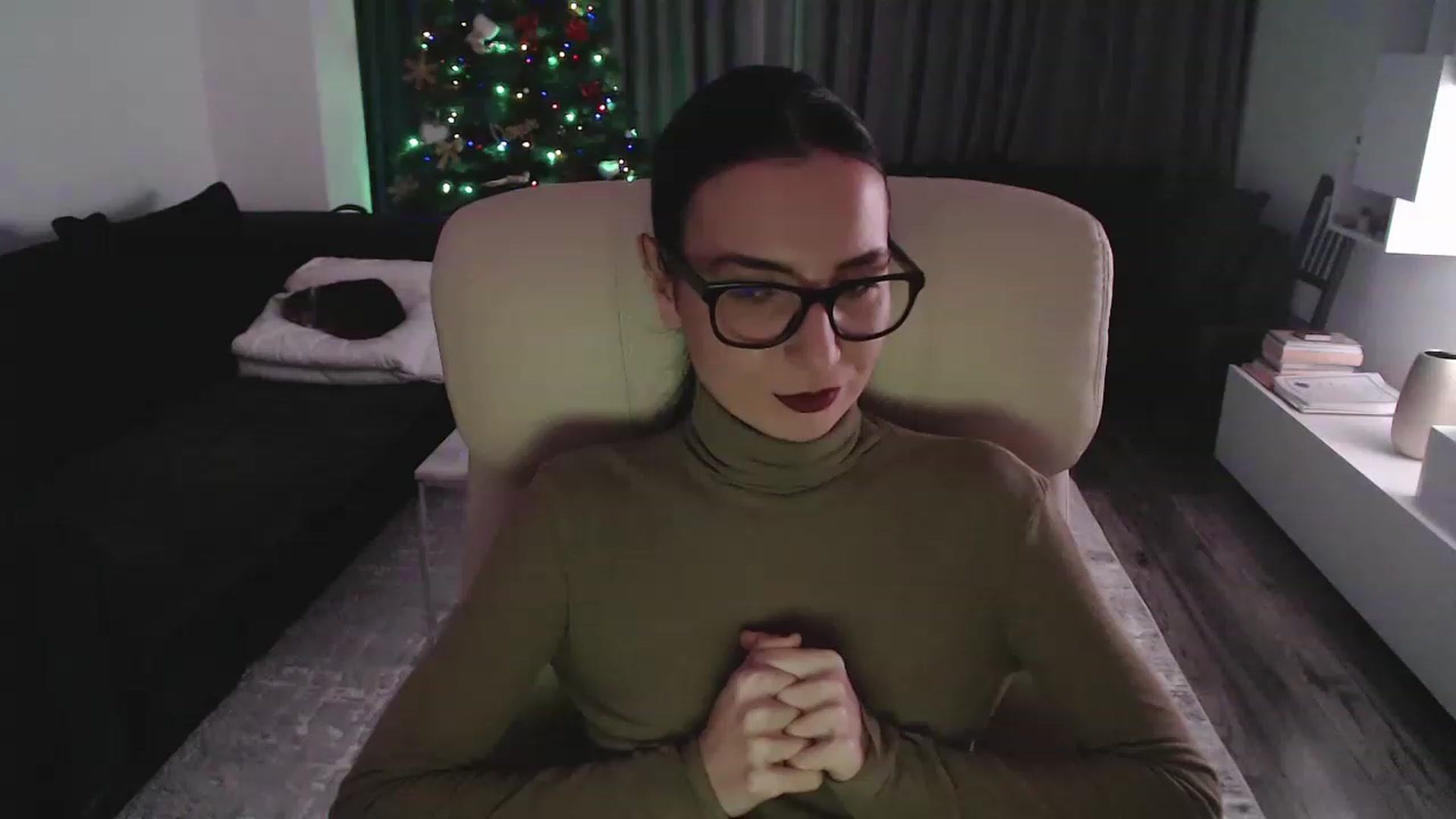 Gallery image thumbnail from NerdyDexter's myfreecams stream on, 12/21/2022, 19:37 image 6 of 20
