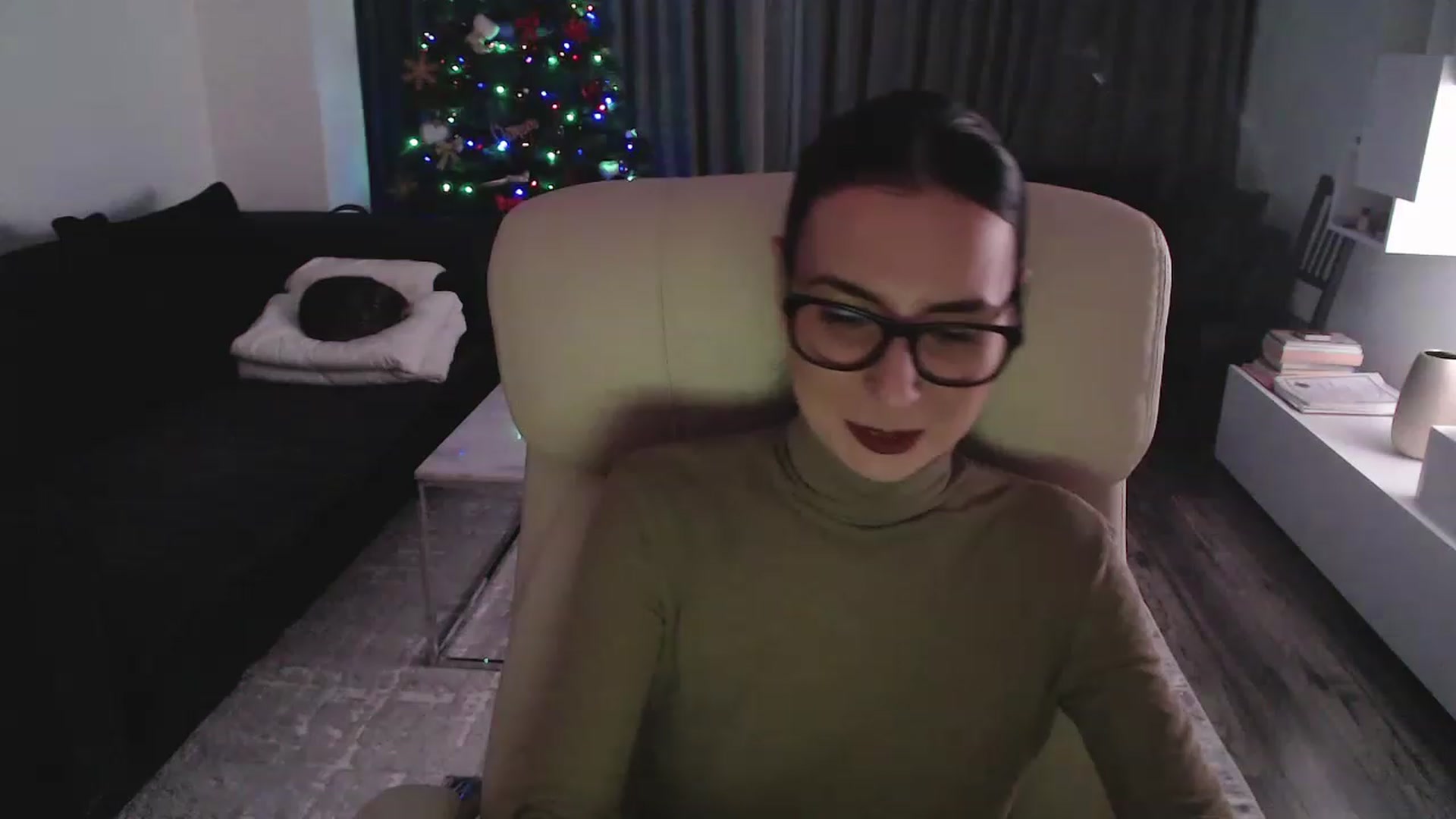 Gallery image thumbnail from NerdyDexter's myfreecams stream on, 12/21/2022, 19:37 image 9 of 20