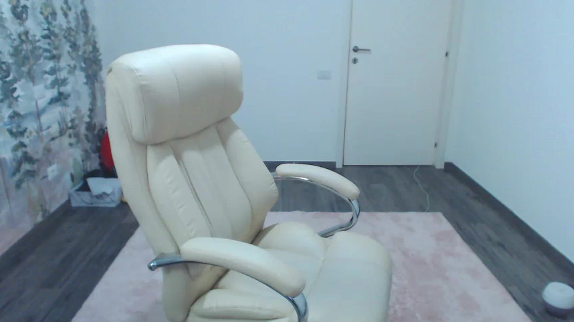 Gallery image thumbnail from NerdyDexter's myfreecams stream on, 12/28/2022, 19:22 image 10 of 20