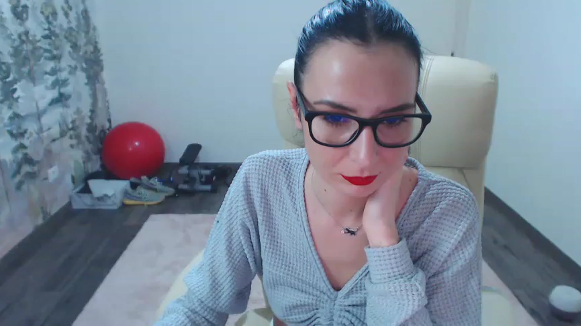 Gallery image thumbnail from NerdyDexter's myfreecams stream on, 12/28/2022, 19:22 image 6 of 20