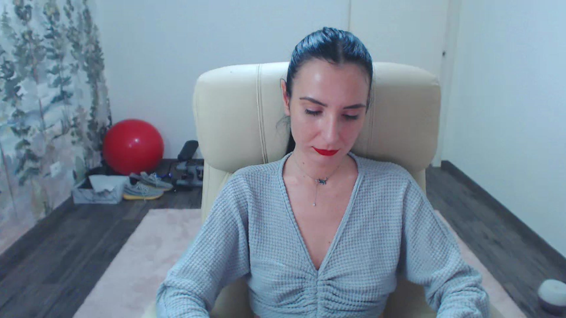 Gallery image thumbnail from NerdyDexter's myfreecams stream on, 12/28/2022, 19:22 image 19 of 20