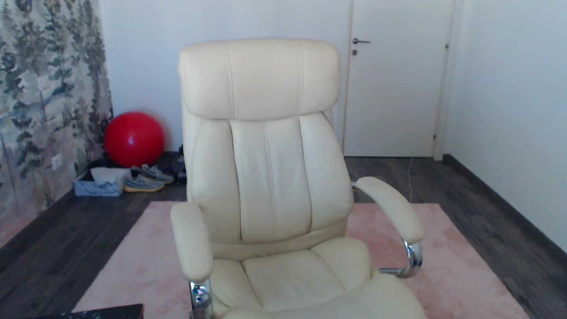 Gallery image thumbnail from NerdyDexter's myfreecams stream on, 01/07/2023, 14:11 image 4 of 20