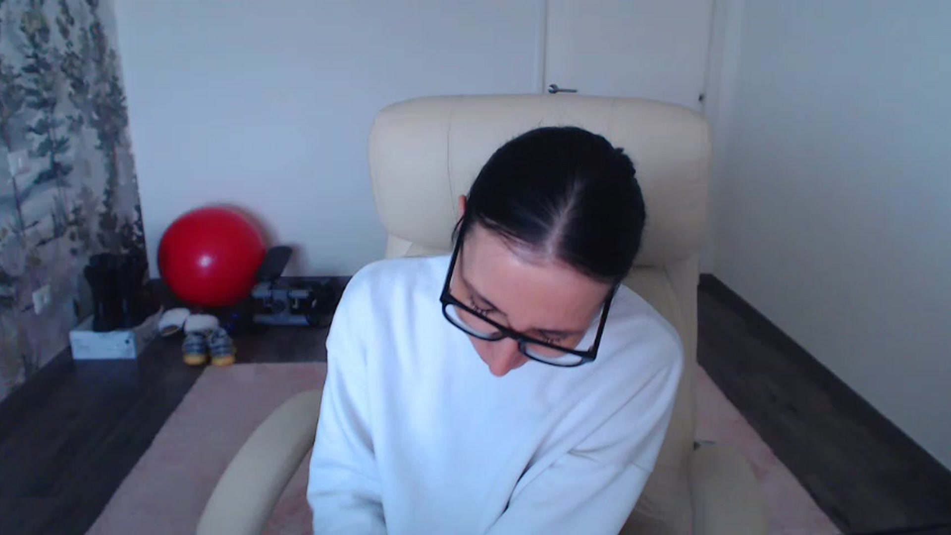 Gallery image thumbnail from NerdyDexter's myfreecams stream on, 02/25/2023, 11:31 image 13 of 20