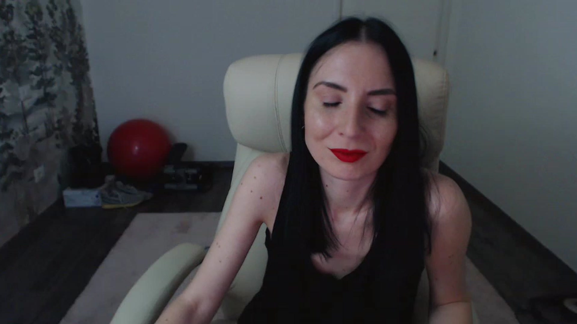 Gallery image thumbnail from NerdyDexter's myfreecams stream on, 04/01/2023, 15:11 image 20 of 20