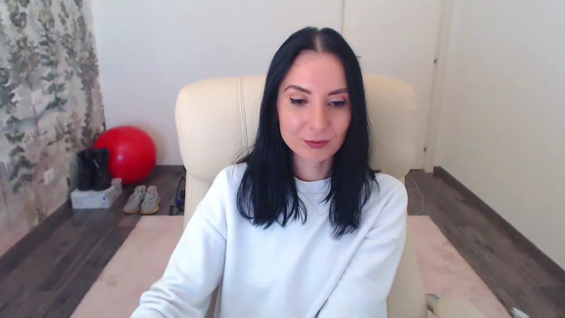 Gallery image thumbnail from NerdyDexter's myfreecams stream on, 04/08/2023, 10:52 image 8 of 20