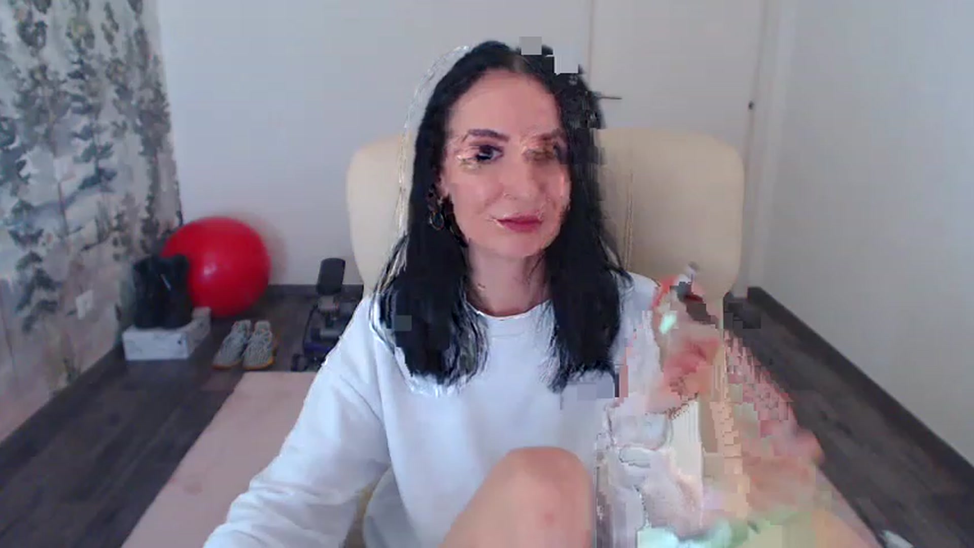 Gallery image thumbnail from NerdyDexter's myfreecams stream on, 04/08/2023, 10:52 image 20 of 20