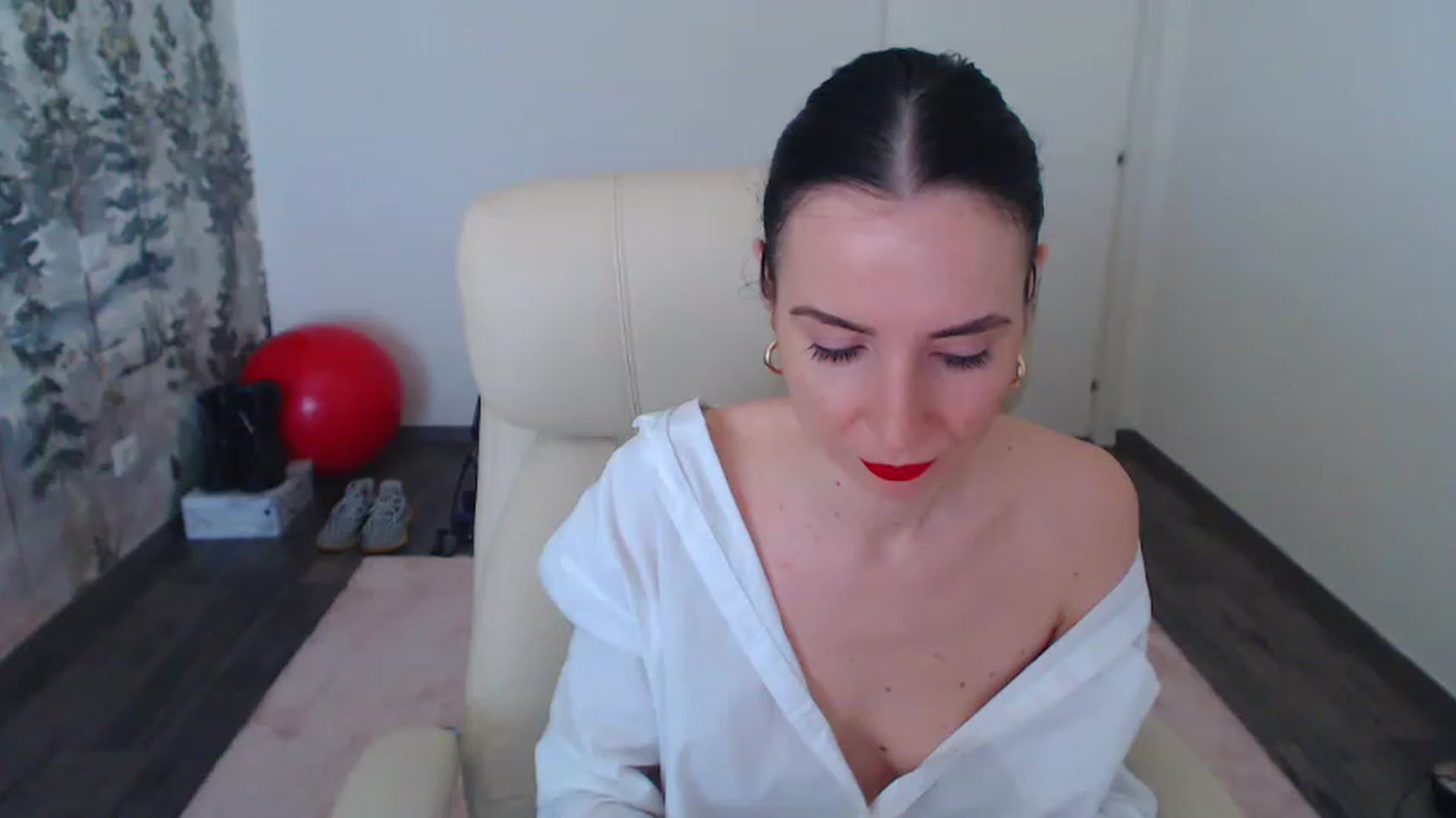 Gallery image thumbnail from NerdyDexter's myfreecams stream on, 04/12/2023, 10:13 image 19 of 20