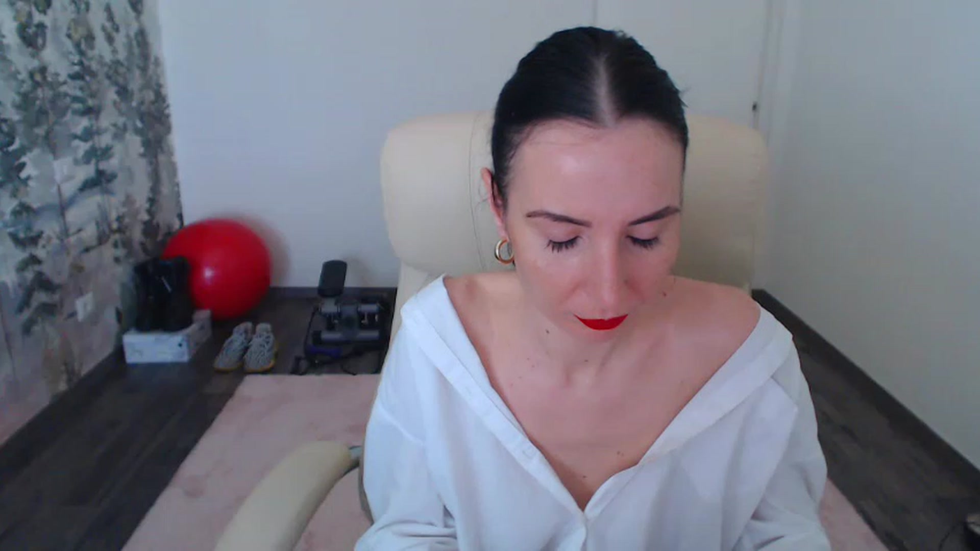 Gallery image thumbnail from NerdyDexter's myfreecams stream on, 04/12/2023, 10:52 image 5 of 20