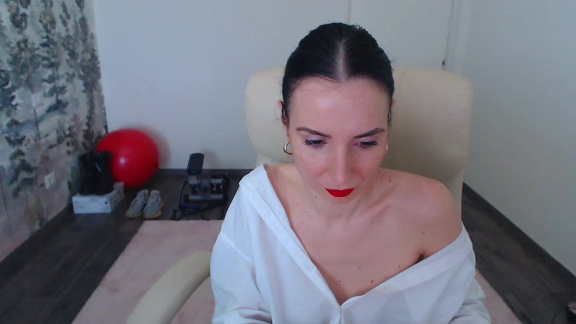 Gallery image thumbnail from NerdyDexter's myfreecams stream on, 04/12/2023, 10:52 image 6 of 20