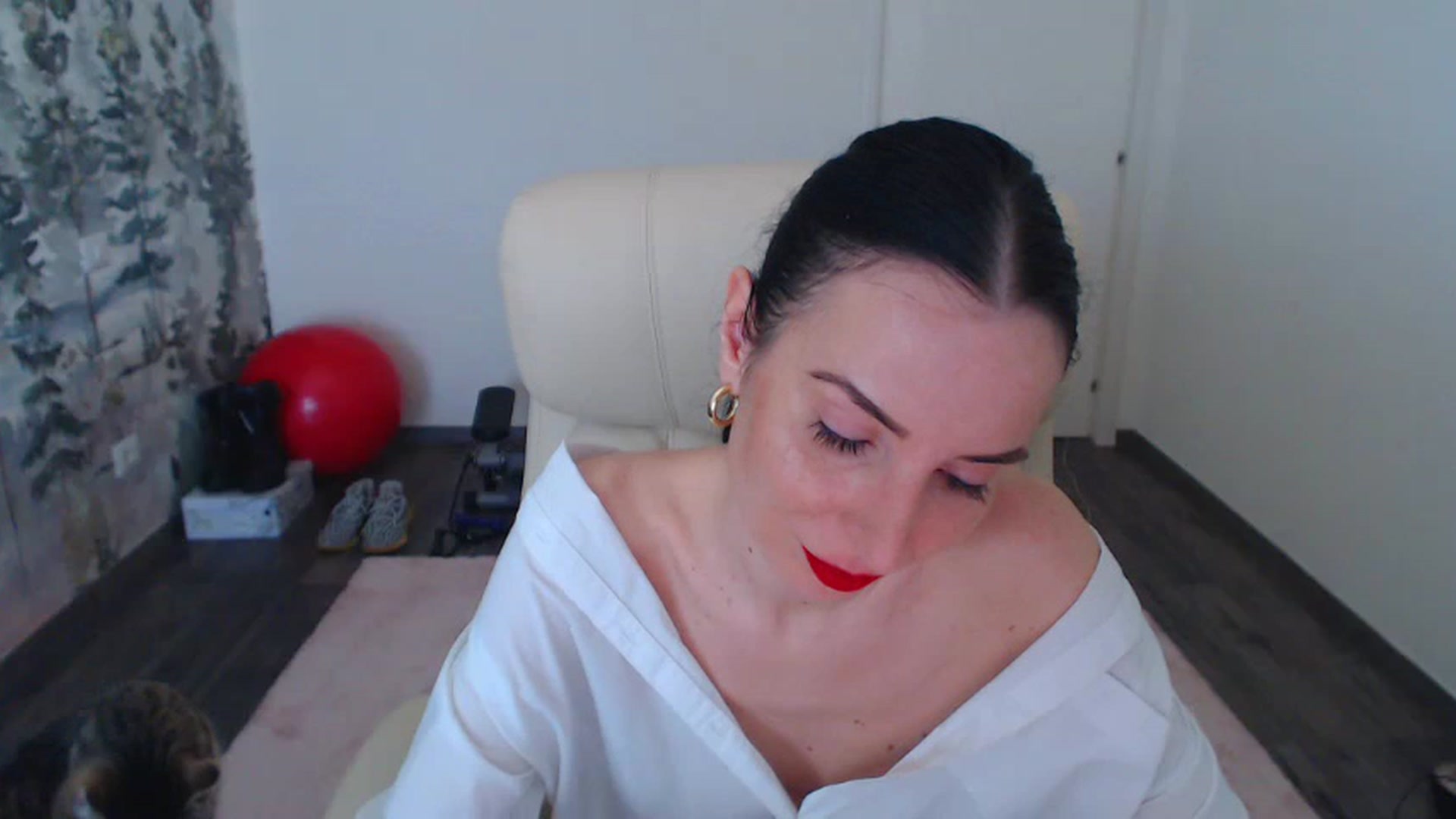 Gallery image thumbnail from NerdyDexter's myfreecams stream on, 04/12/2023, 11:11 image 2 of 20