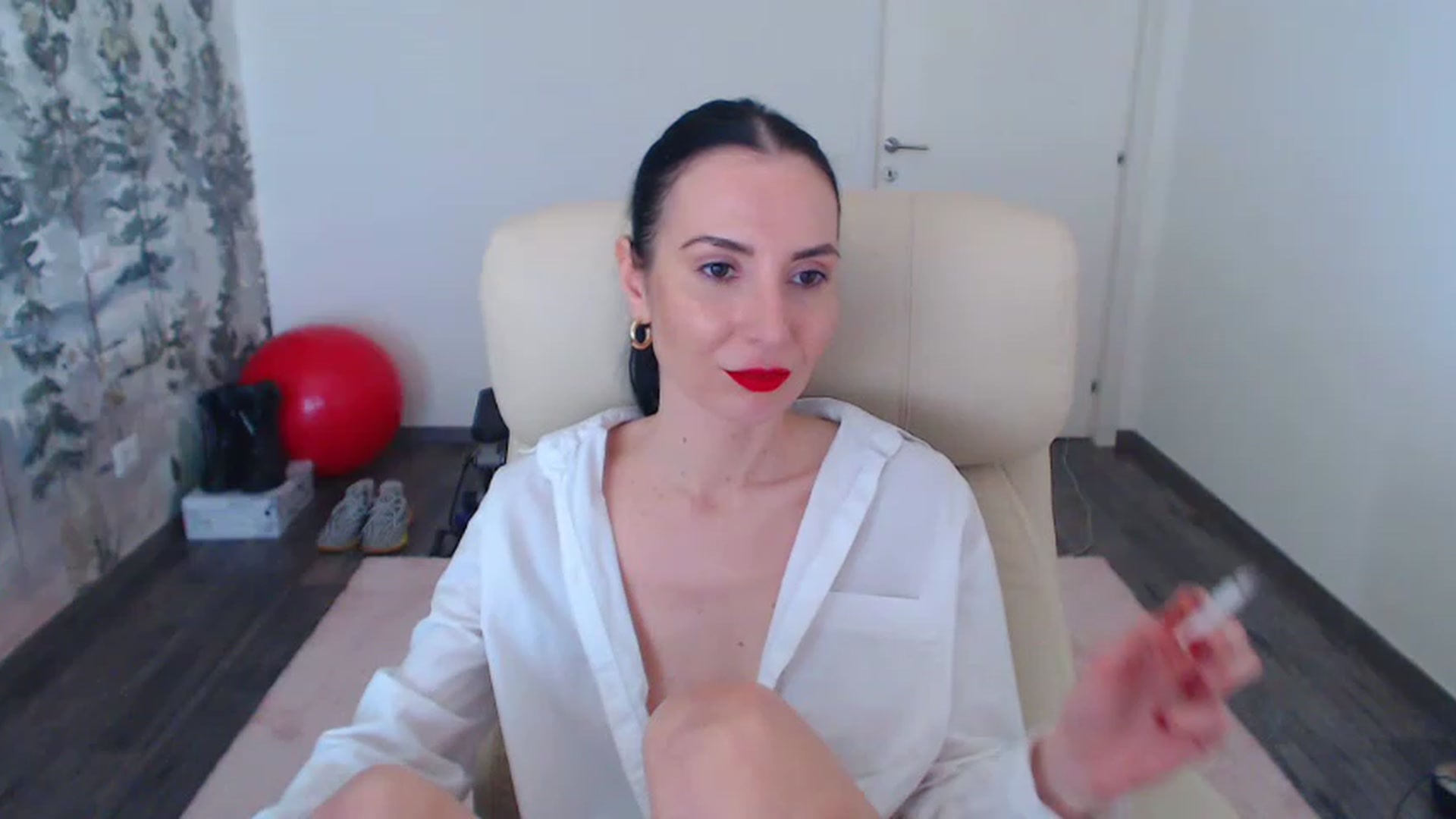 Gallery image thumbnail from NerdyDexter's myfreecams stream on, 04/12/2023, 11:11 image 17 of 20