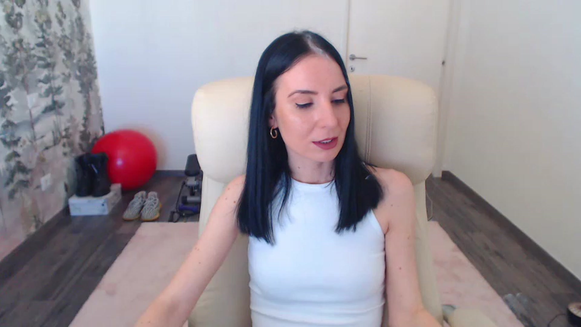 Gallery image thumbnail from NerdyDexter's myfreecams stream on, 04/13/2023, 08:38 image 17 of 20