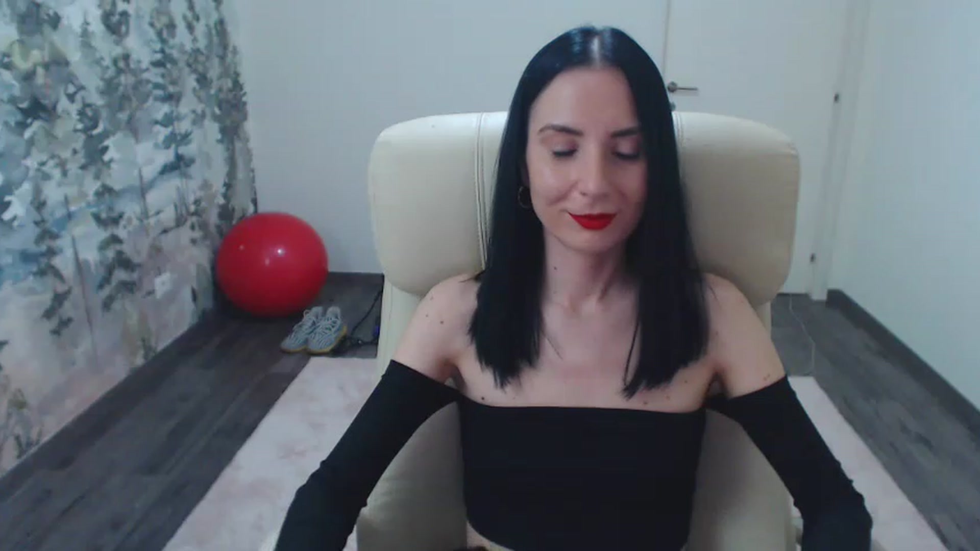Gallery image thumbnail from NerdyDexter's myfreecams stream on, 05/03/2023, 16:32 image 6 of 20