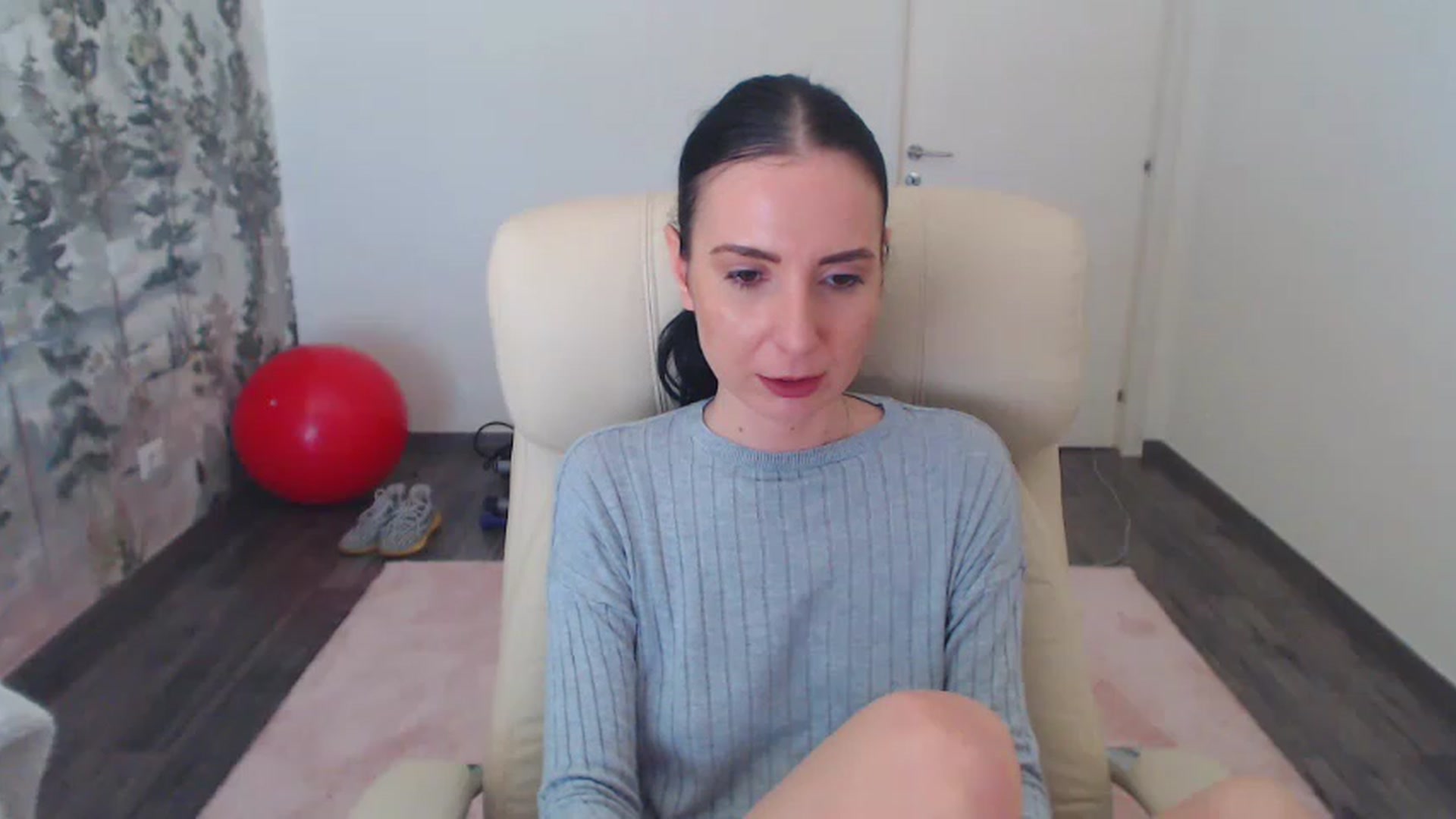 Gallery image thumbnail from NerdyDexter's myfreecams stream on, 05/13/2023, 11:06 image 10 of 20