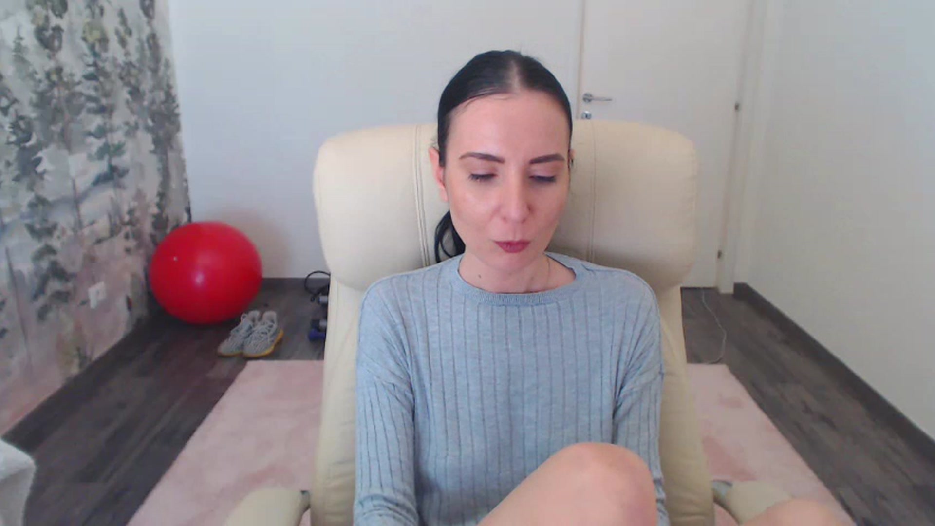 Gallery image thumbnail from NerdyDexter's myfreecams stream on, 05/13/2023, 11:06 image 11 of 20